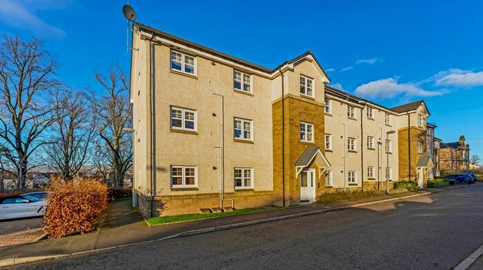 2 Bedroom Flat For Sale In Spider Bridge Court, Lenzie, G66