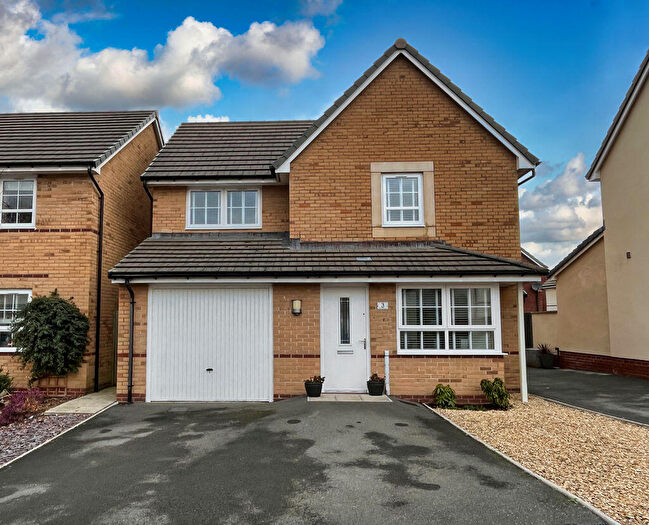 3 Bedroom Detached House For Sale In Cae Brewis, Boverton, The Vale Of Glamorgan, CF61