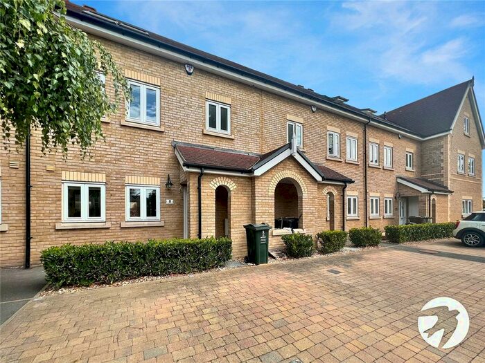 4 Bedroom Terraced House To Rent In Jepson Drive, Stone, Dartford, Kent, DA2