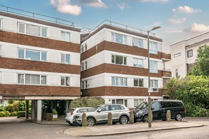 1 Bedroom Flat To Rent In Temple Fortune Lane London, NW11