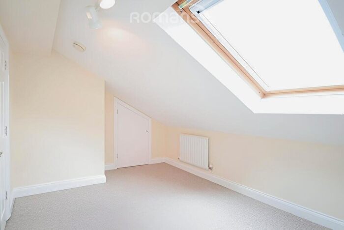 2 Bedroom Apartment To Rent In Wychwood, Kings Ride, GU15