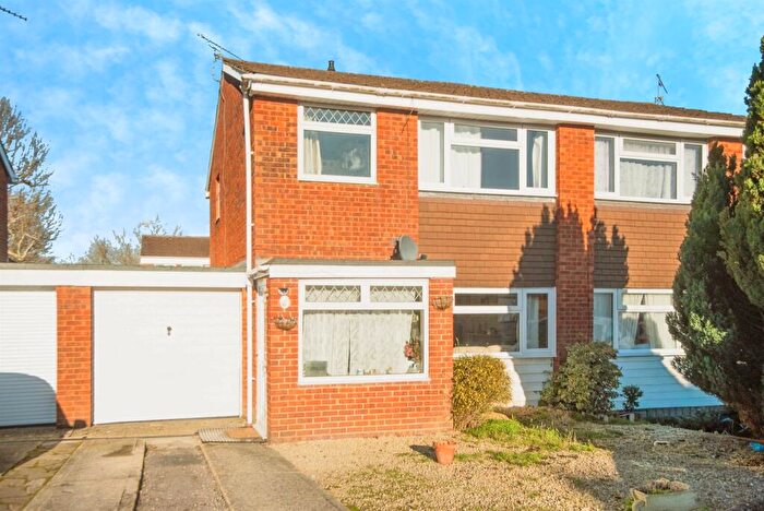 3 Bedroom Semi-Detached House For Sale In Carroll Close, Swindon, SN3