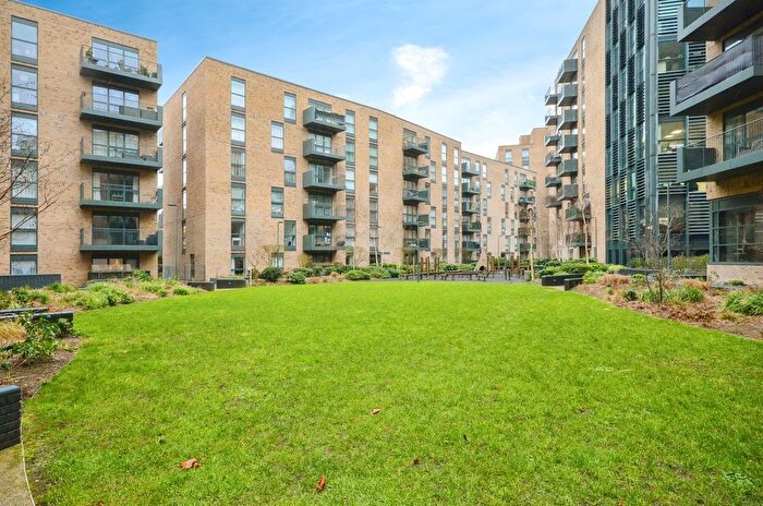 2 Bedroom Flat For Sale In Lyon Road, Harrow, HA1