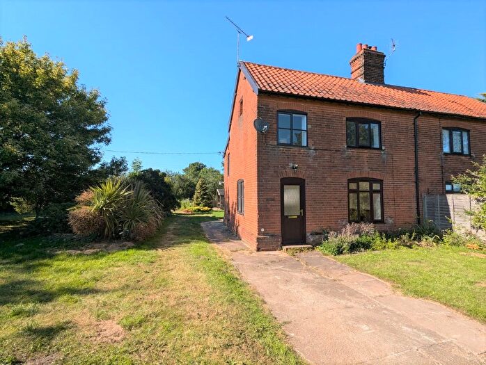 3 Bedroom Semi-Detached House To Rent In Wood Farm Road, Grundisburgh, Woodbridge, Suffolk, IP13