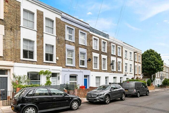 4 Bedroom Flat To Rent In Cornwallis Road, Archway, N19