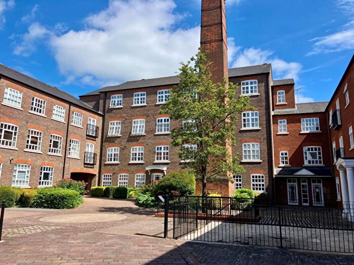 2 Bedroom Apartment To Rent In Milliners Court, Lattimore Road, St Albans, Hertfordshire, AL1