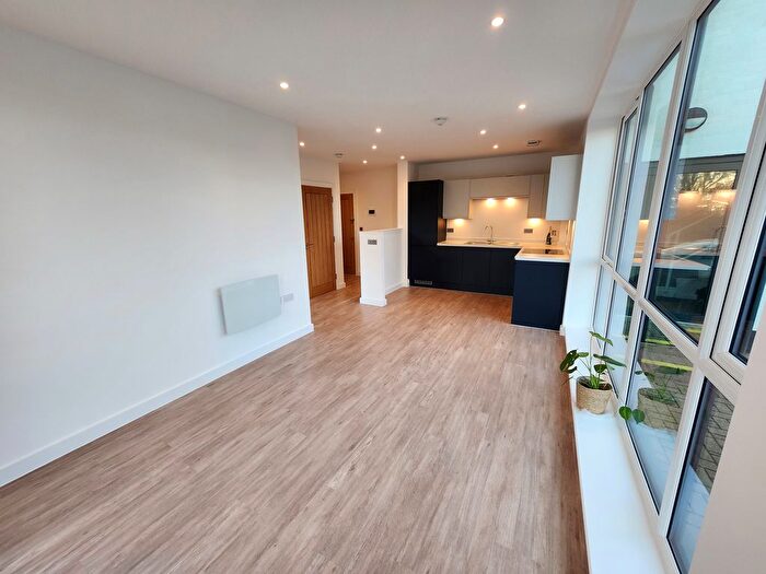 1 Bedroom Flat To Rent In Challenge Court, Leatherhead, KT22