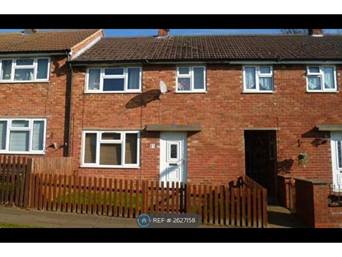 3 Bedroom Terraced House To Rent In Marion Square, Kettering, NN16
