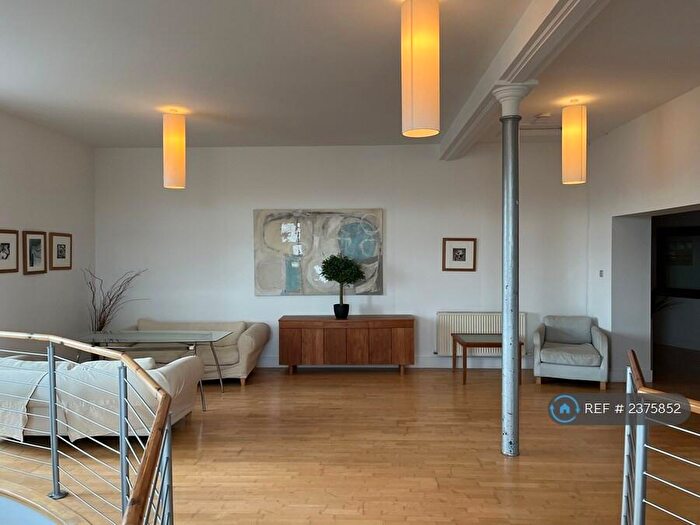 3 Bedroom Flat To Rent In Morrison Street, Glasgow, G5