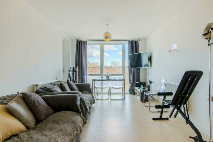 1 Bedroom Flat To Rent In Barlborough Street, New Cross, London, SE14