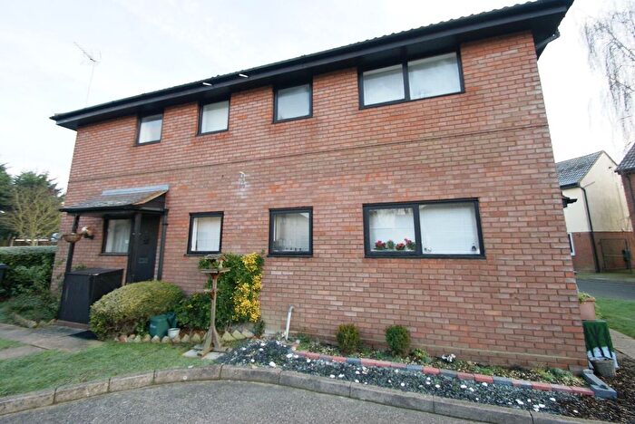 1 Bedroom Terraced House To Rent In Colyers Reach, CM2