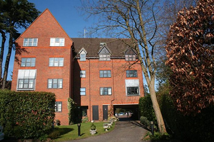 2 Bedroom Apartment To Rent In Station Road, Leatherhead, KT22
