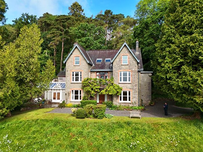 5 Bedroom Country House For Sale In Llandeilo Road, Llandybie, Ammanford, SA18