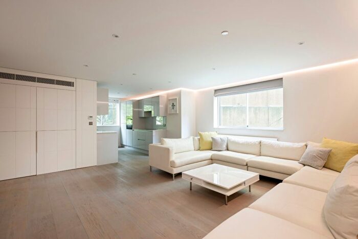 2 Bedroom Flat For Sale In Kinnerton Street, London, SW1X