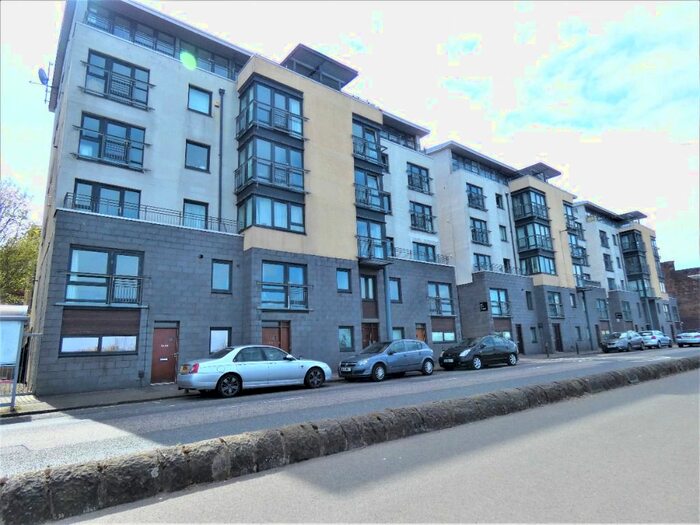 2 Bedroom Flat To Rent In Lower Granton Road, Trinity, Edinburgh, EH5
