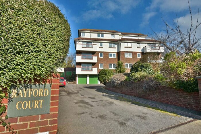 2 Bedroom Flat For Sale In Buckhurst Road, Bexhill-On-Sea, TN40