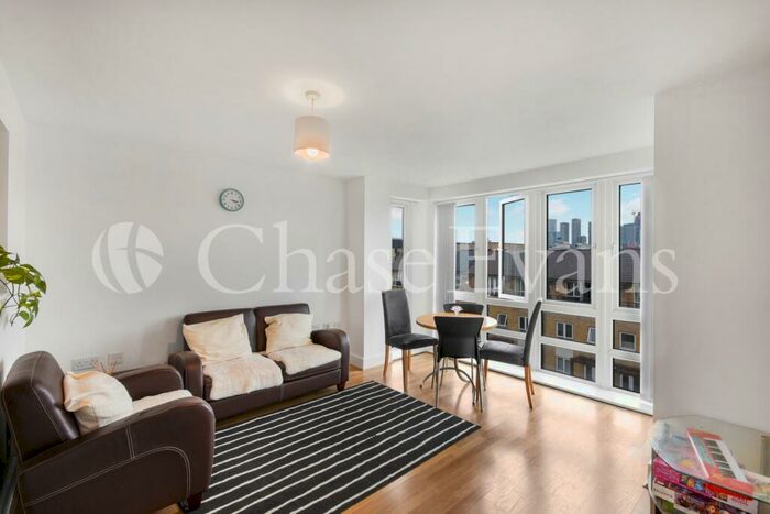 1 Bedroom Flat To Rent In St. Davids Square, Isle Of Dogs, London, E14