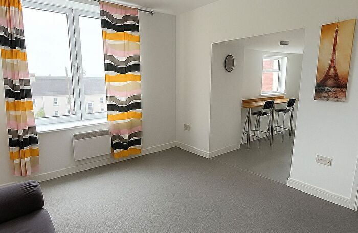 1 Bedroom Flat To Rent In Hanover St, Swansea, SA1