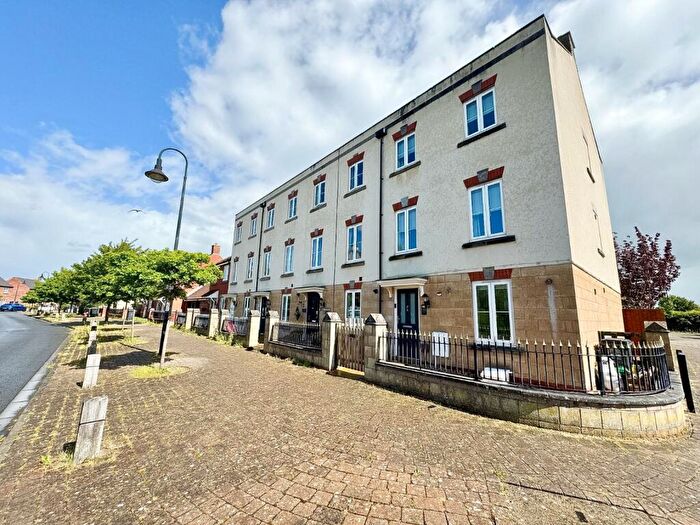 5 Bedroom End Of Terrace House To Rent In Longridge Way, Weston-super-Mare, Somerset, BS24