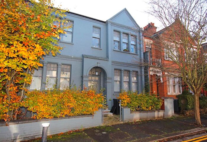 2 Bedroom Flat To Rent In Felix Avenue, Crouch End, N8