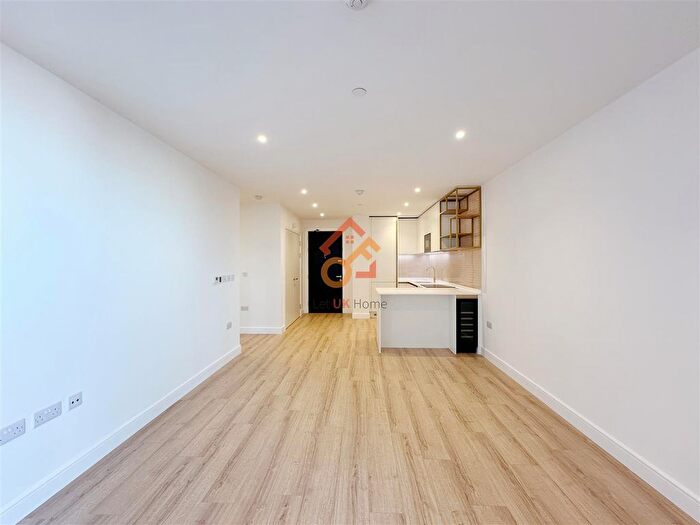 1 Bedroom Flat To Rent In Waterview House, Quay Walk, Wembley, HA0