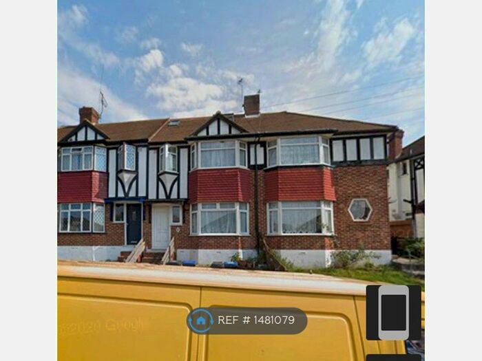 Studio To Rent In Lynmouth Avenue, Morden, SM4