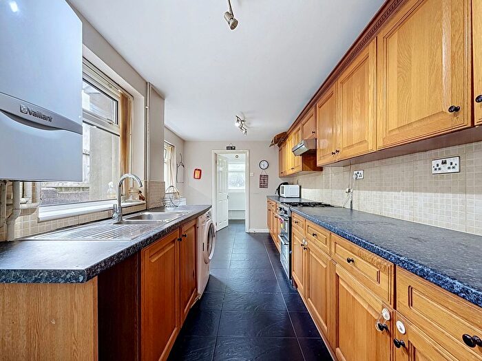 3 Bedroom Terraced House To Rent In Robert Street, Cathays, CF24