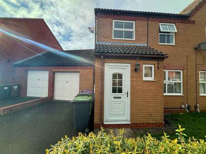3 Bedroom Semi-Detached House To Rent In Lichfield Road, Bracebridge Heath, LN4
