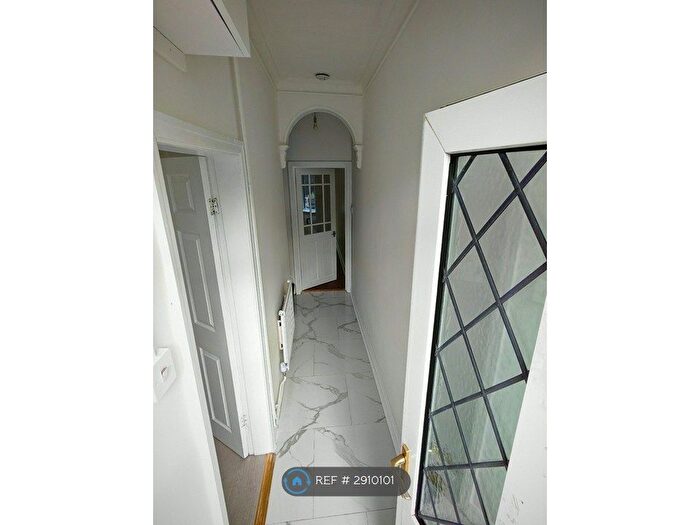 2 Bedroom Terraced House To Rent In Leek Road, Stoke-On-Trent, ST1