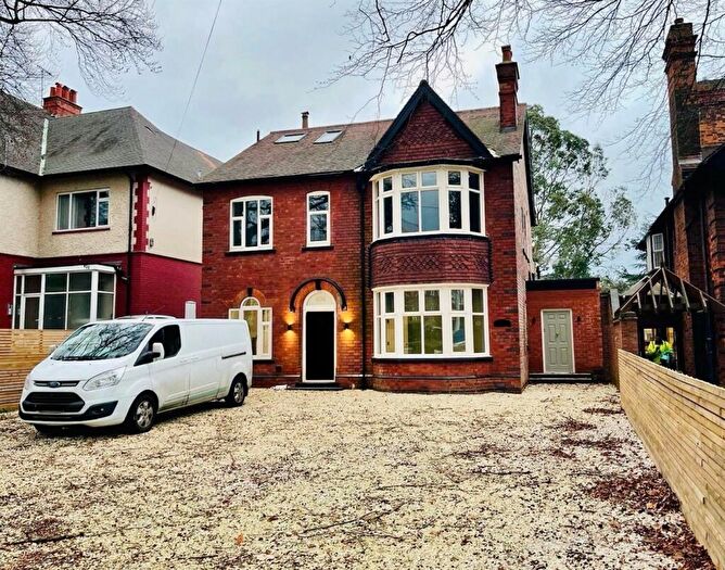 5 Bedroom House To Rent In Mansfield Road, Nottingham, NG5