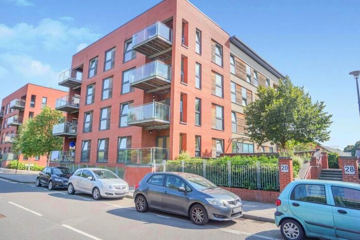 2 Bedroom Flat To Rent In Bell Barn Road, Edgbaston, Birmingham, B15