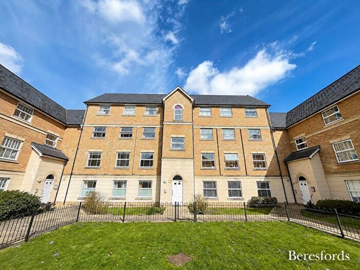 2 Bedroom Apartment To Rent In Malyon Close, CM7