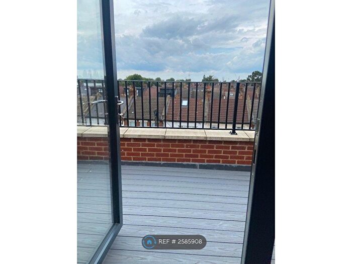 1 Bedroom Flat To Rent In London, London, E17