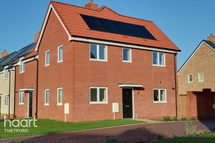 2 Bedroom Semi-Detached House For Sale In Bombard Way, Diss, IP22