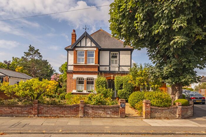 6 Bedroom Detached House For Sale In Westbury Road, New Malden, KT3