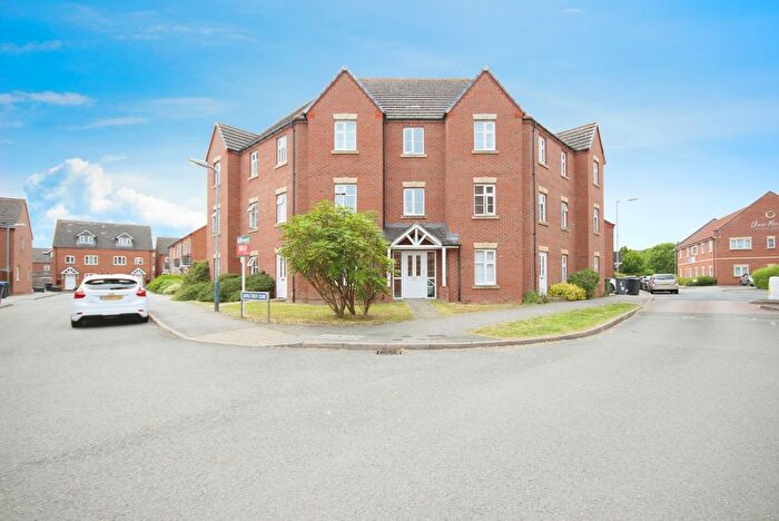 2 Bedroom Flat For Sale In Lovell Field Close, Warwick, Warwickshire, CV34