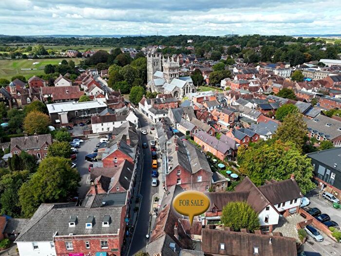 3 Bedroom Maisonette For Sale In Quarterjack Mews, East Street, Wimborne, BH21