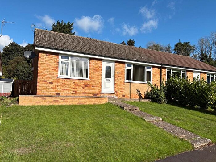 2 Bedroom Detached Bungalow For Sale In Cherry Grove, Aiskew, Bedale, DL8