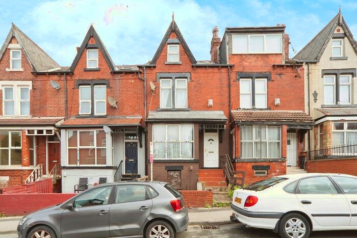 4 Bedroom Terraced House For Sale In Ellers Road, Leeds, LS8