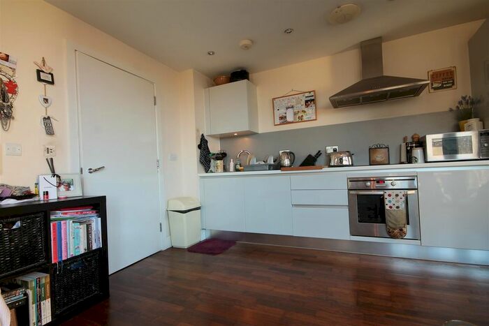 1 Bedroom Flat To Rent In City Road, Newcastle Upon Tyne, NE1