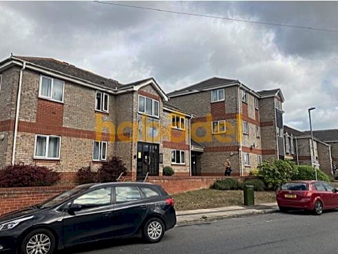 1 Bedroom Flat To Rent In Love Road, Lowestoft, NR32