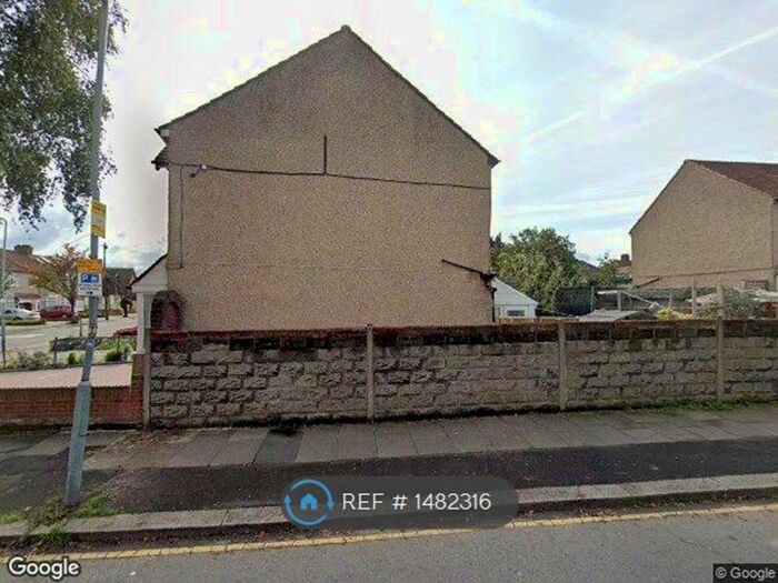 Studio To Rent In Ashurt Drive Ilford, Essex, IG2