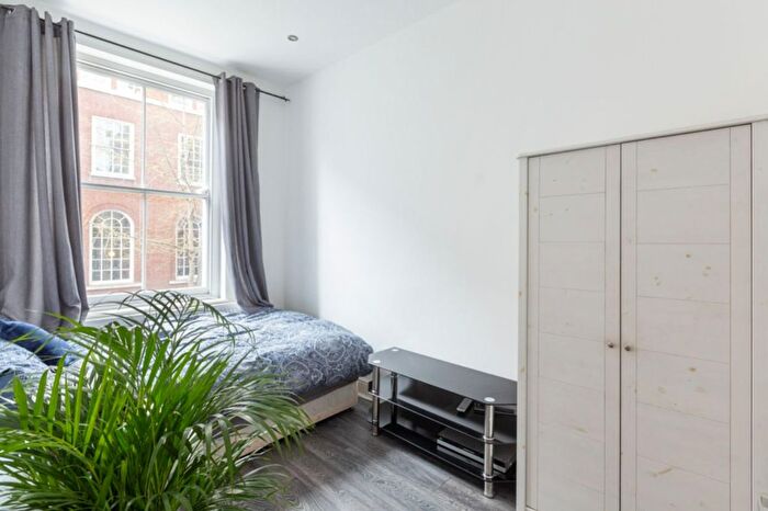 2 Bedroom Flat To Rent In Seymour Place, London, W1H