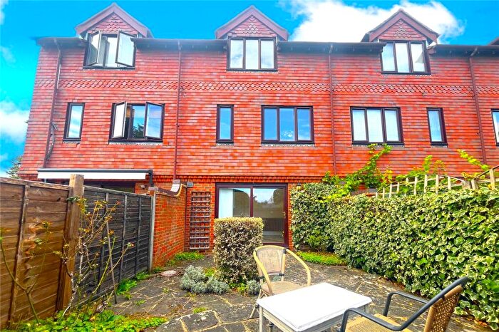 3 Bedroom Terraced House For Sale In Borelli Mews, Farnham, Surrey, GU9