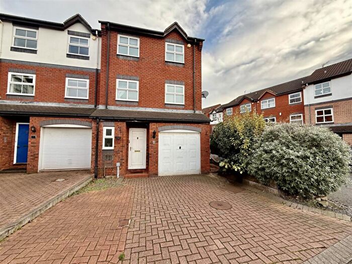 3 Bedroom Town House To Rent In Merchants Wharf, St Peters Basin, Byker, NE6