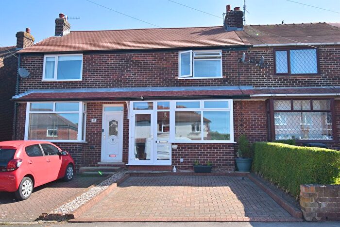 2 Bedroom Terraced House For Sale In Laneside Road, New Mills, High Peak, SK22