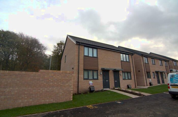 2 Bedroom Semi-Detached House To Rent In Roberts Road, Edlington, DN12