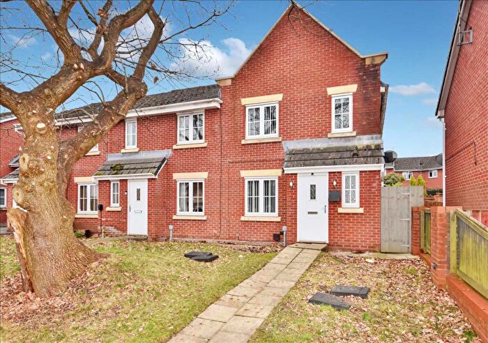 4 Bedroom Town House To Rent In Keepers Wood Way, Gillibrand North, Chorley, PR7