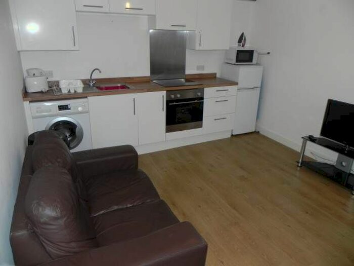 1 Bedroom Flat To Rent In Brunswick Street, City Centre, Swansea, SA1