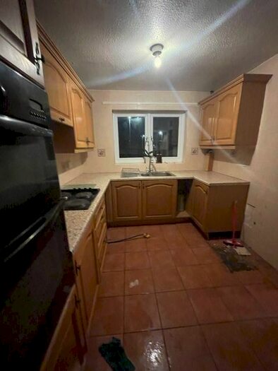 4 Bedroom Town House To Rent In Petersfield Gardens, Luton LU3